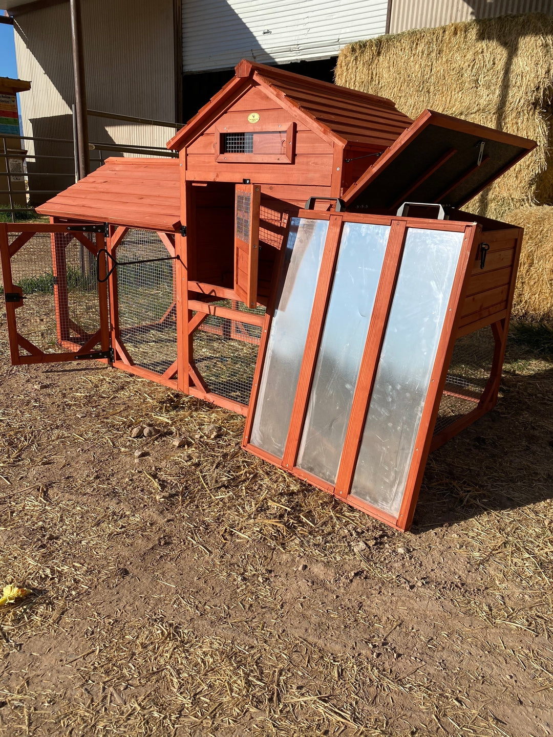 Chicken Coop for 4+ Chickens – Leghorn Cottage Chicken Coop