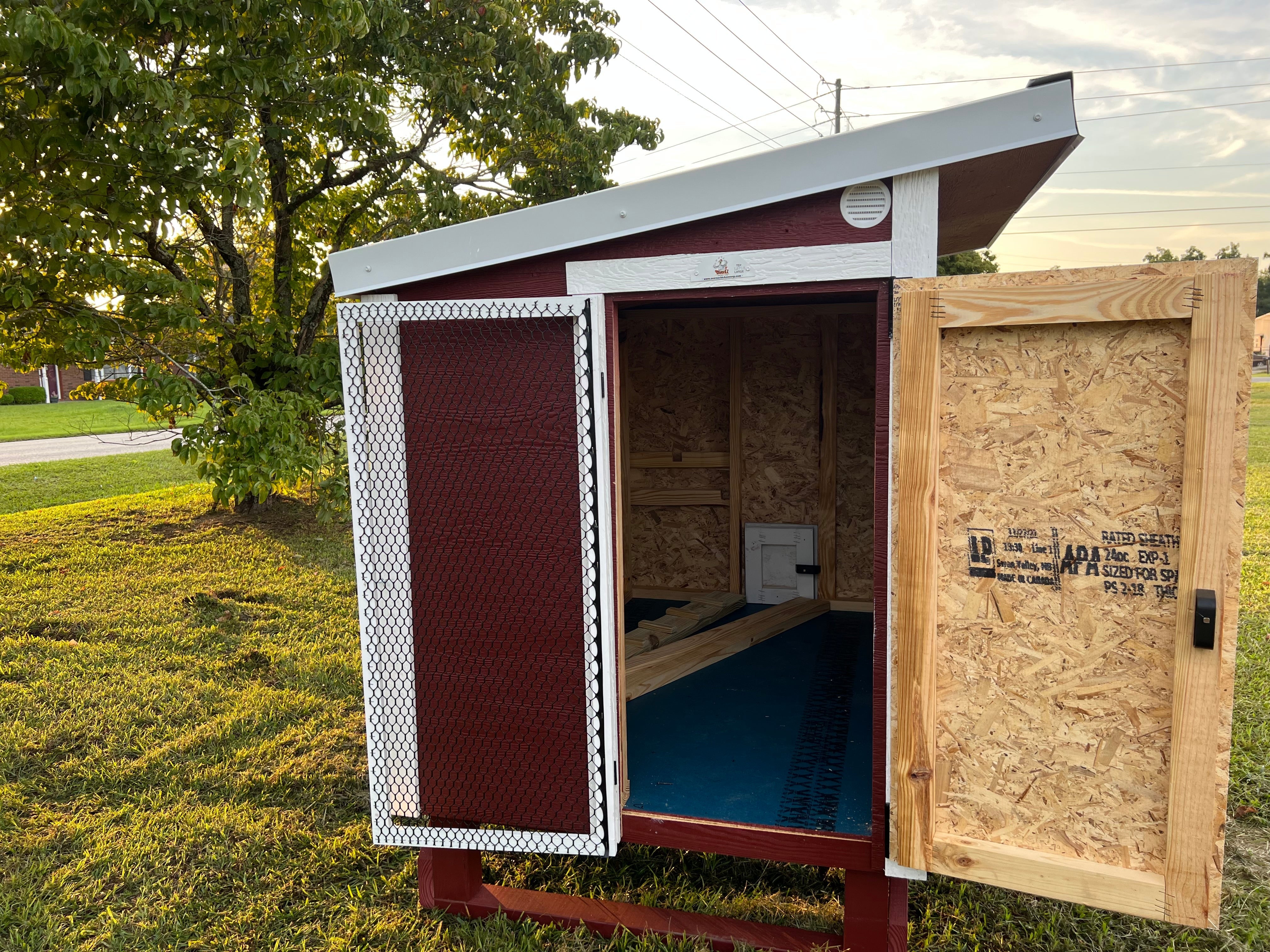 OverEZ Chicken Coop Small Flock Bundle Pro