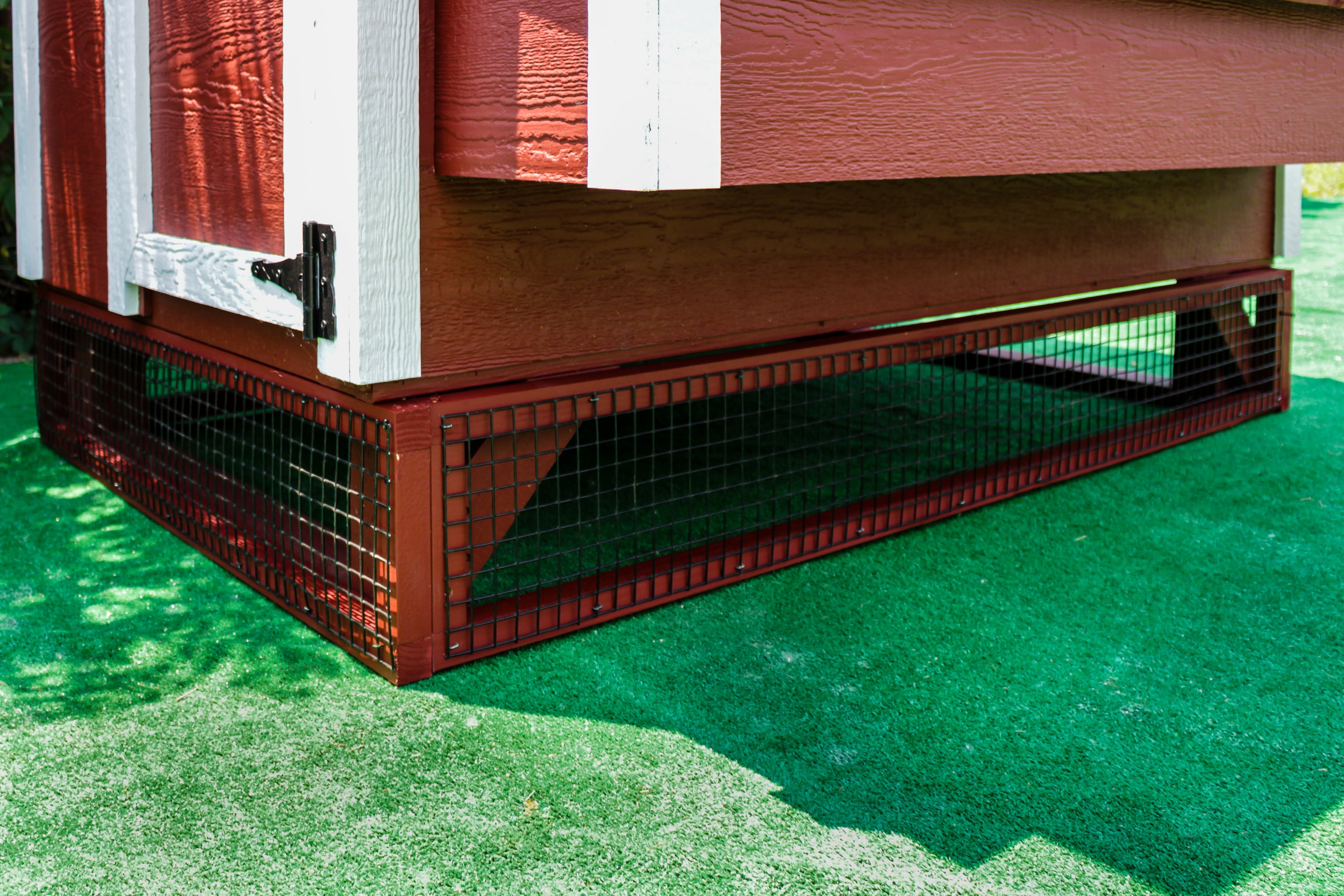 OverEZ Chicken Coop Small Flock Bundle Pro