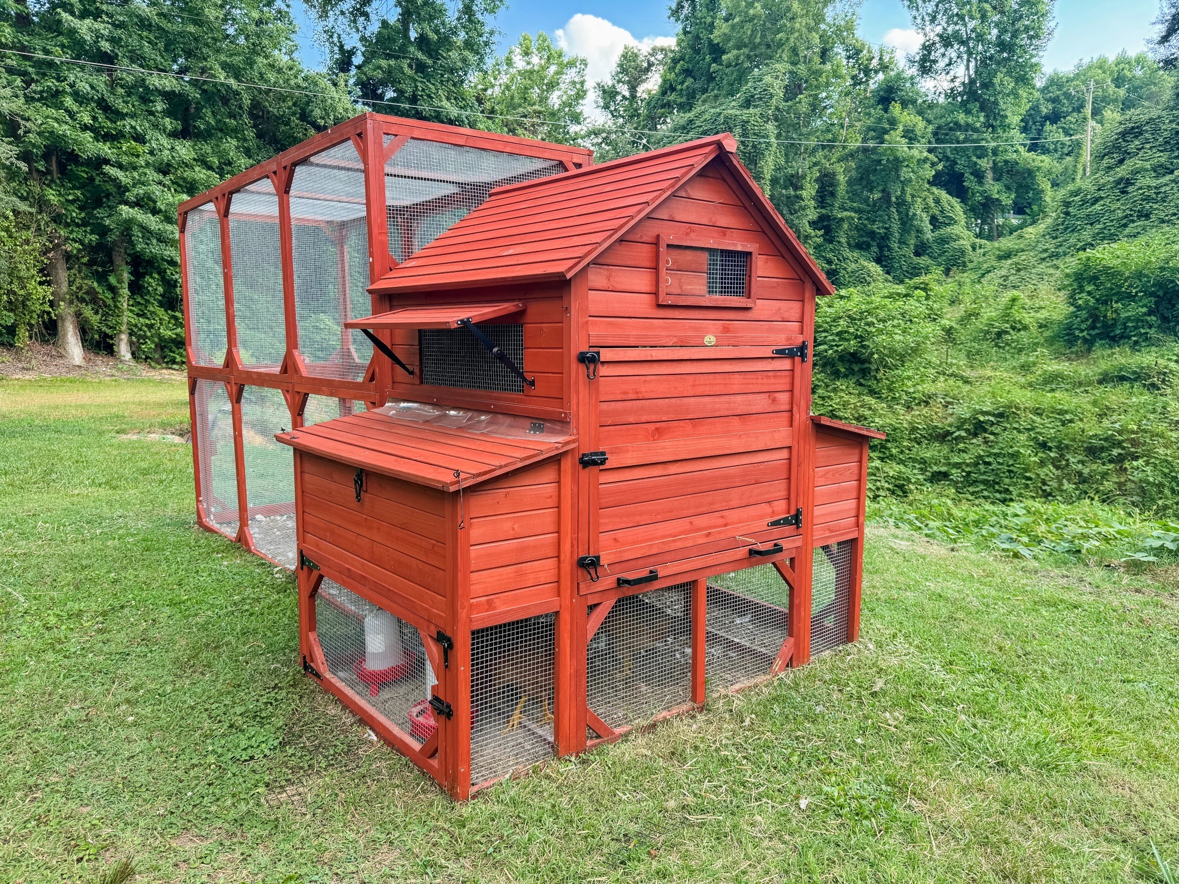 Chicken Coop for 10+ Chickens – Rhode Island Homestead XL Coop with Run Extension